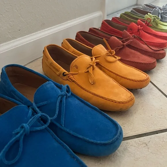 TODS Mens Gommino Loafers Collection - Picture 1 of 7